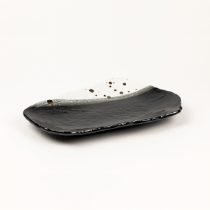 Plat oblong Blanc-Noir tacheté