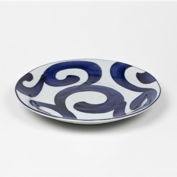 Assiette céramique blanche, "Tourbillon" bleu