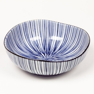 Coupe porcelaine "Hoso Tokusa" bleue et blanche
