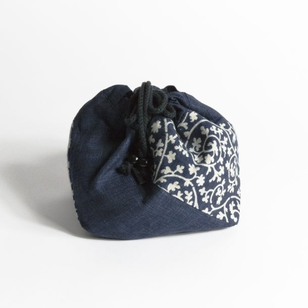 image produit Bourse cordons Aizome KARAKUSA